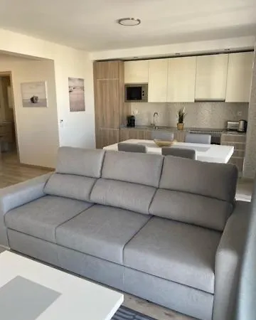 Eliteresidense13F