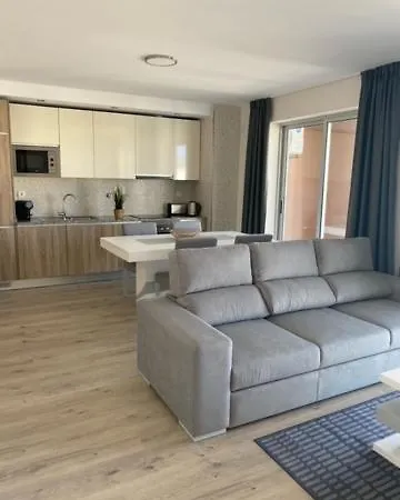 Eliteresidense13F